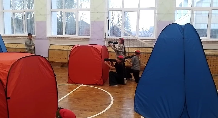 14 октября спортивный зал МБОУ «Чарышская СОШ» превратился в арену для захватывающей иг...