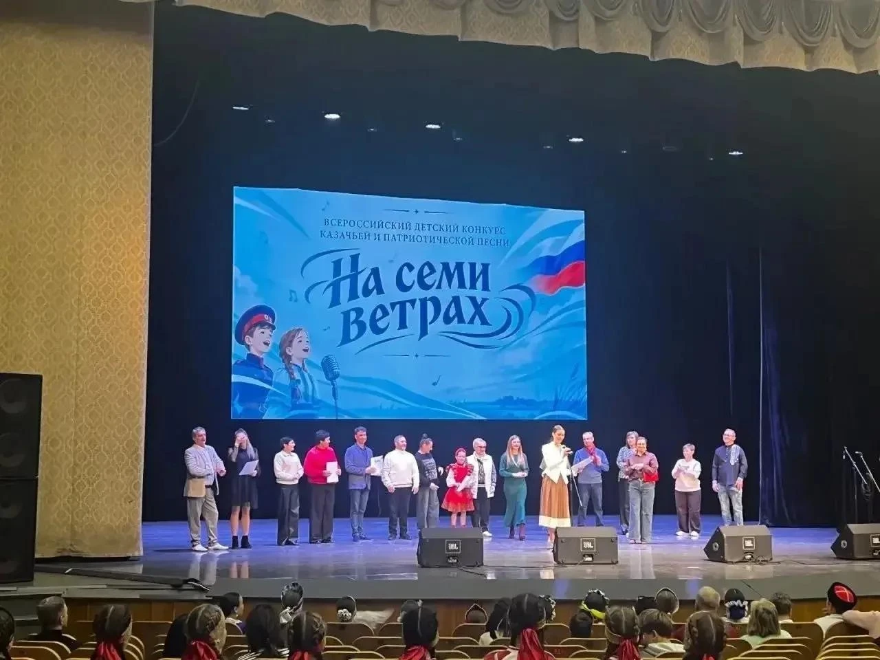 Юная исполнительница из Лискинского района приняла участие во Всероссийском конкурсе «Н...