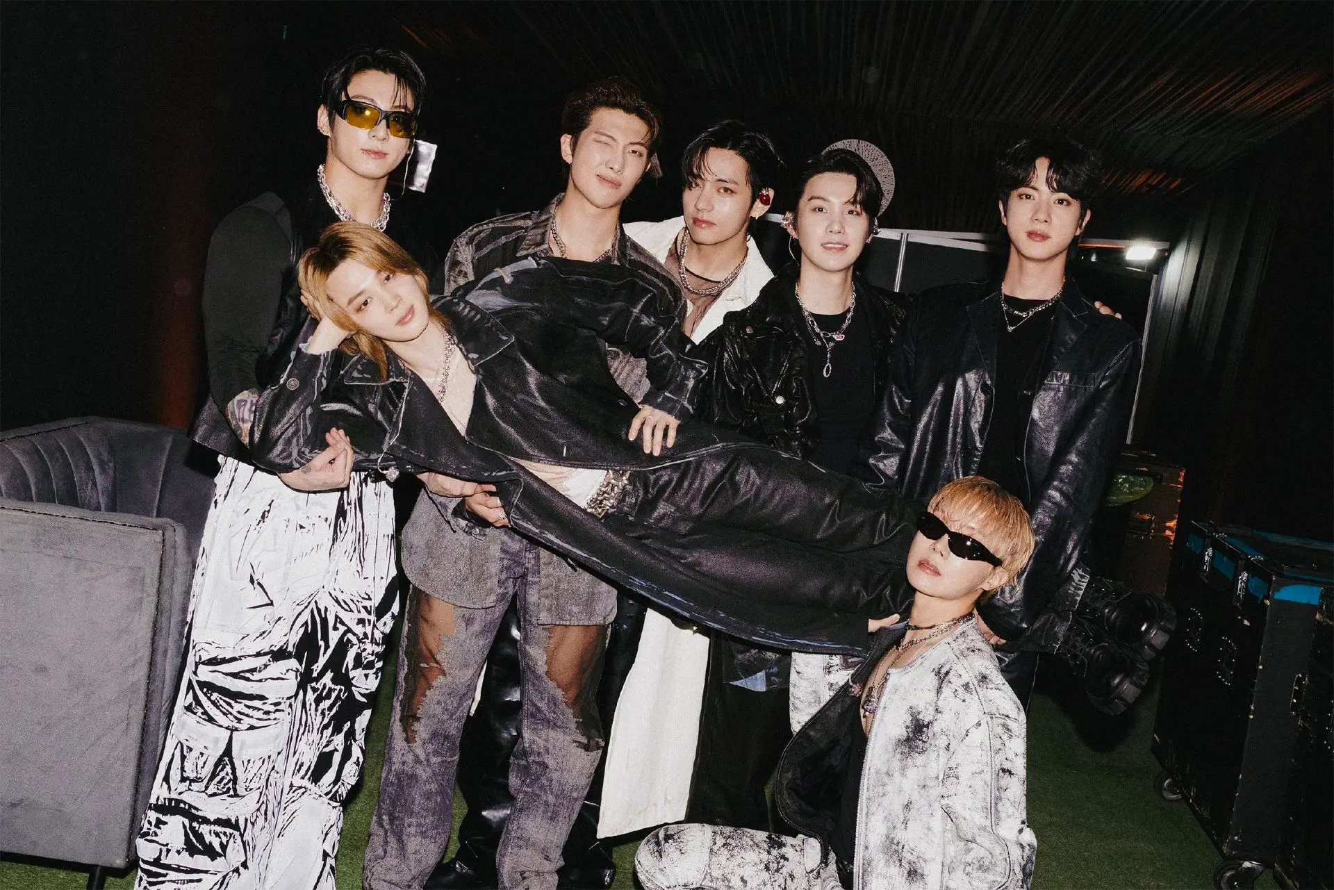 Обновление BTS_official: