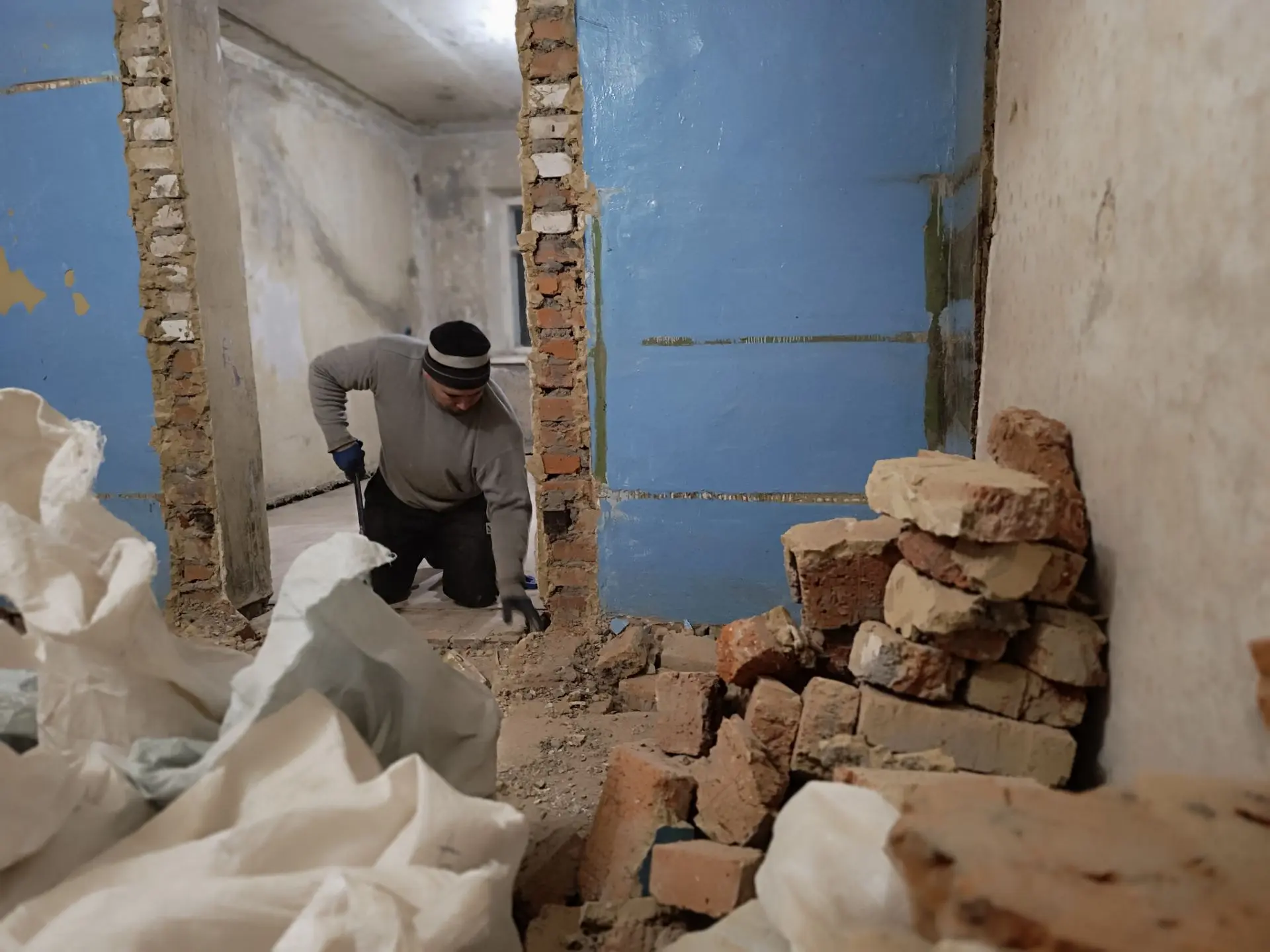 Видео не будет, мы вскрываем пол 😁