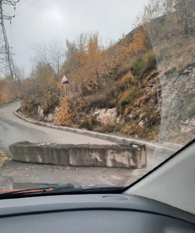Съезд на Брянскую вдоль гаражей по улице Писарева будет закрыт с завтрашнего дня.