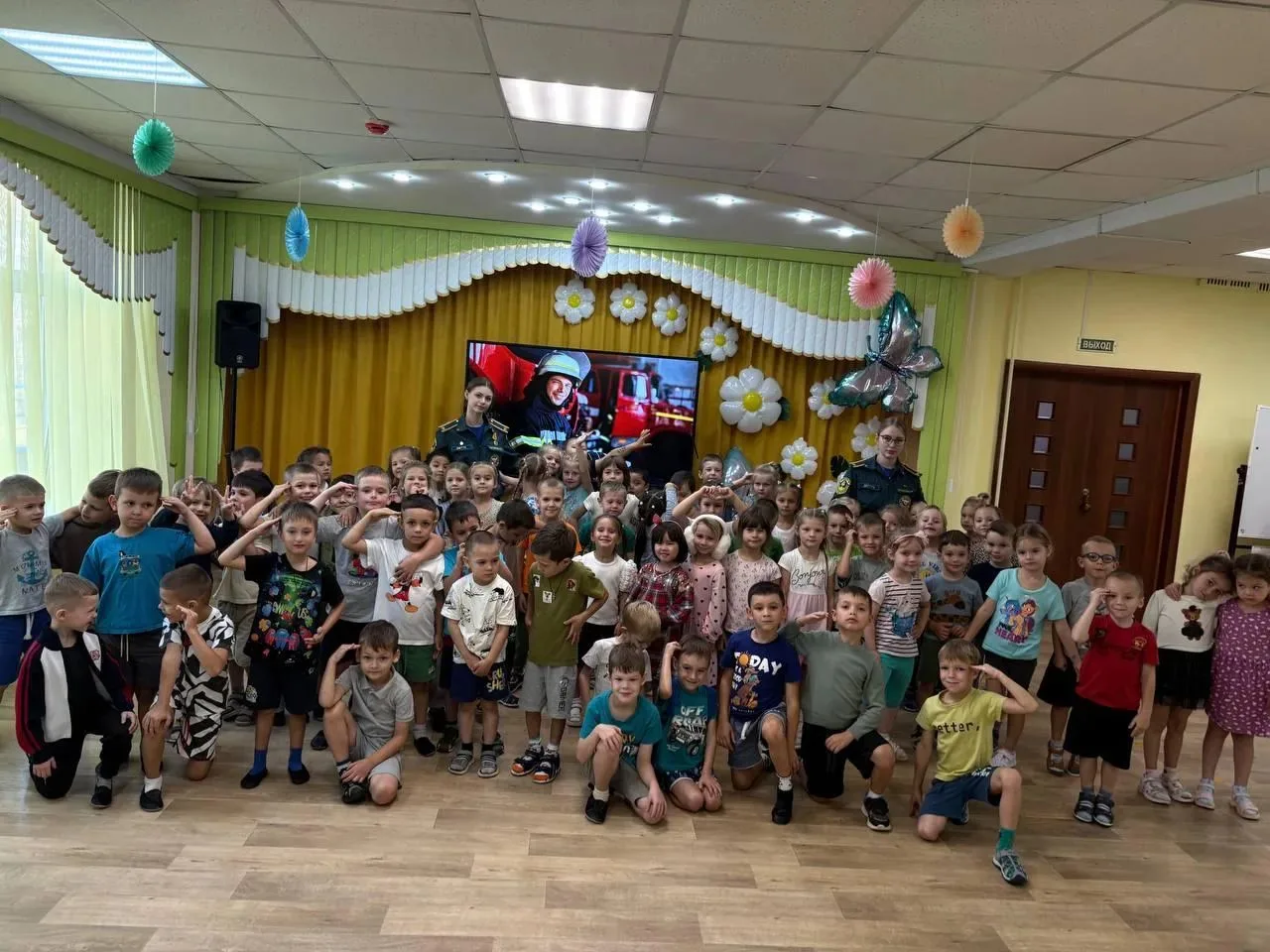 🔥 Продолжаем «Азбуку пожарной безопасности»: новый урок в детском саду №29!