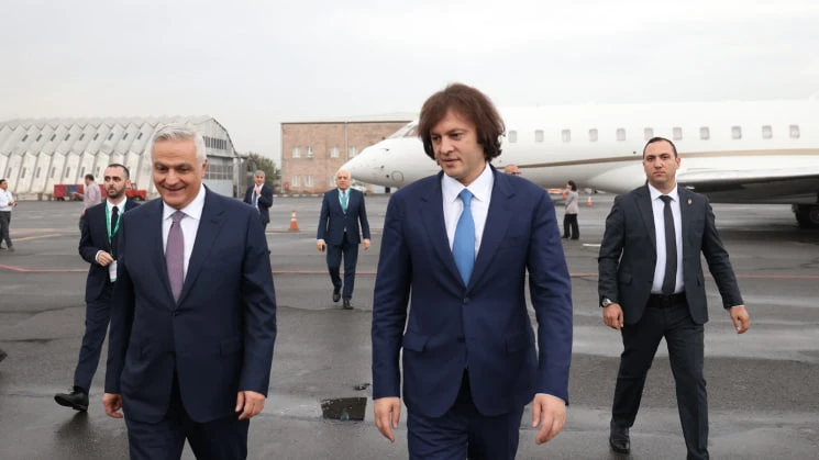 🇬🇪🇦🇲 Премьер Грузии прибыл в Ереван на конференцию ООН по биоразнообразию.
