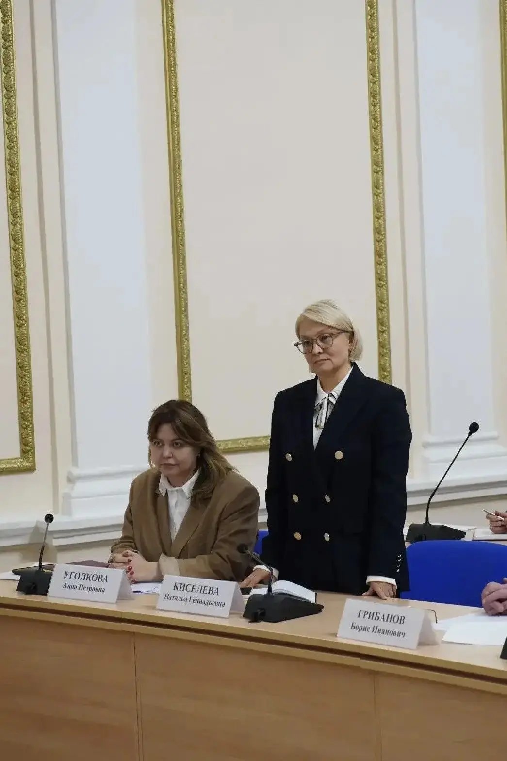 Их теперь тринадцать: двух новых своих заместителей, пока в статусе врио, представил да...