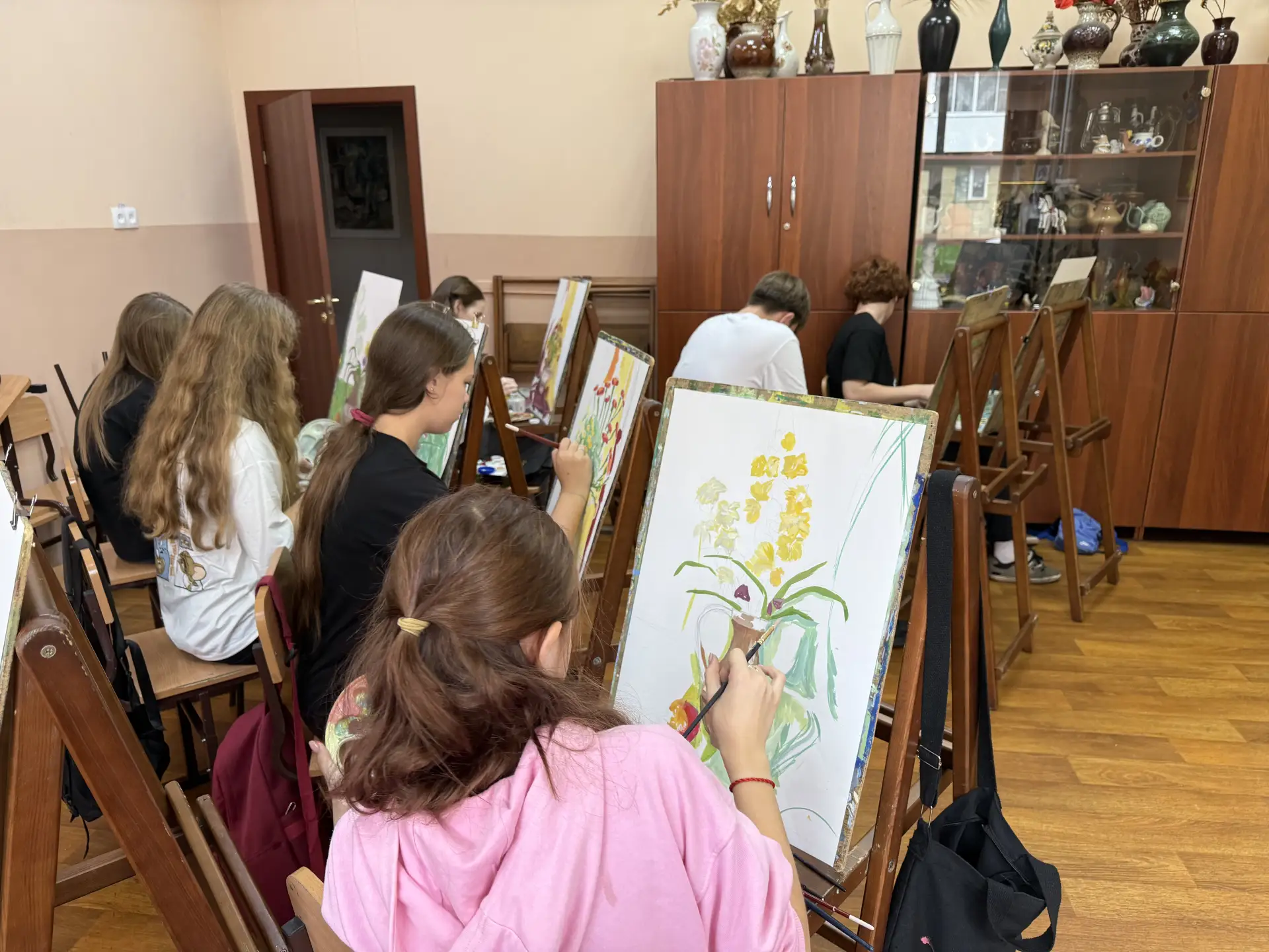 🎨 ✒  В процессе обучения в художественной школе обучающиеся пишут этюды. Осенью, когда...