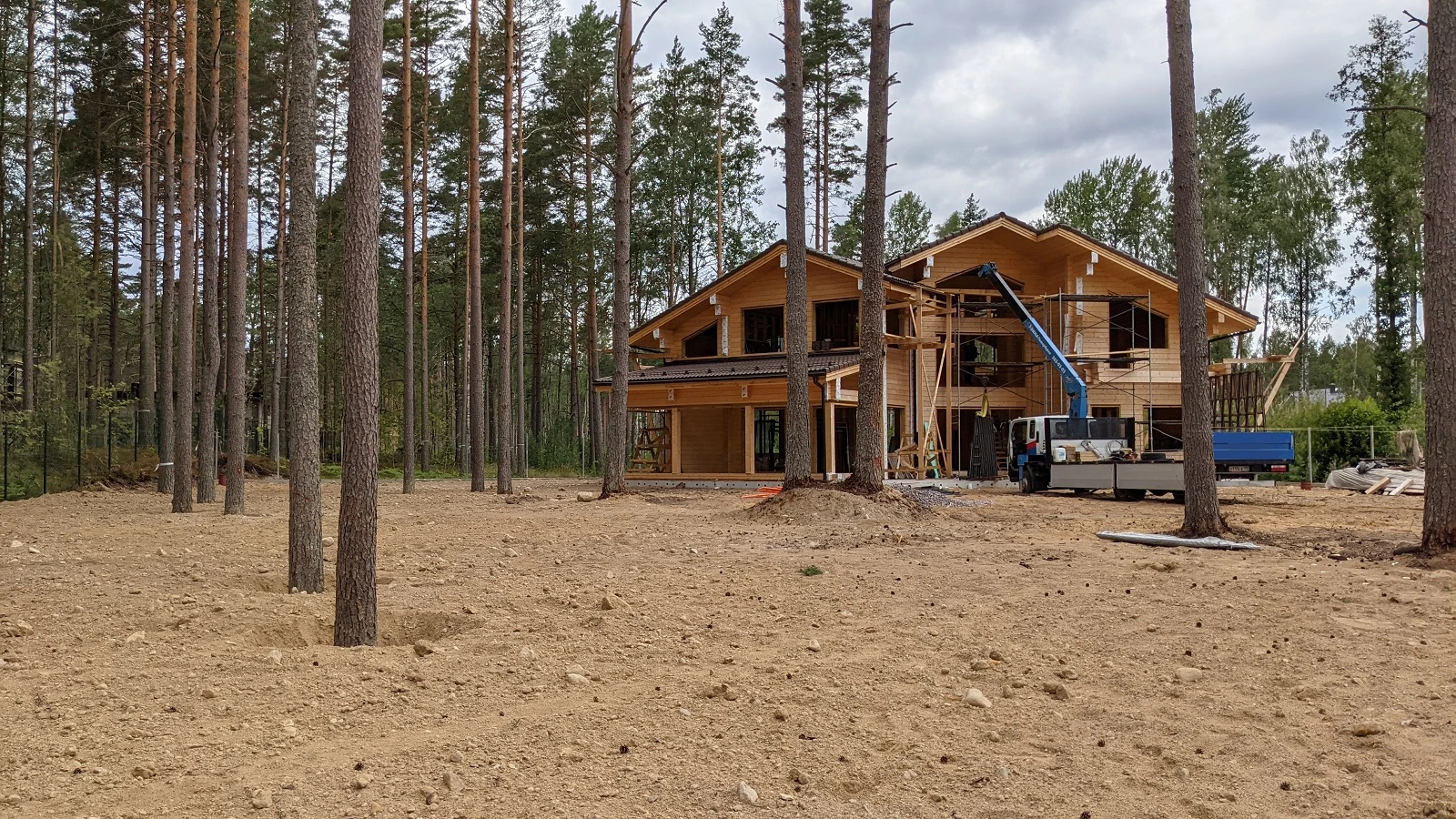 🏡Рынок ИЖС набирает обороты: в России возобновился рост спроса на строительство частны...