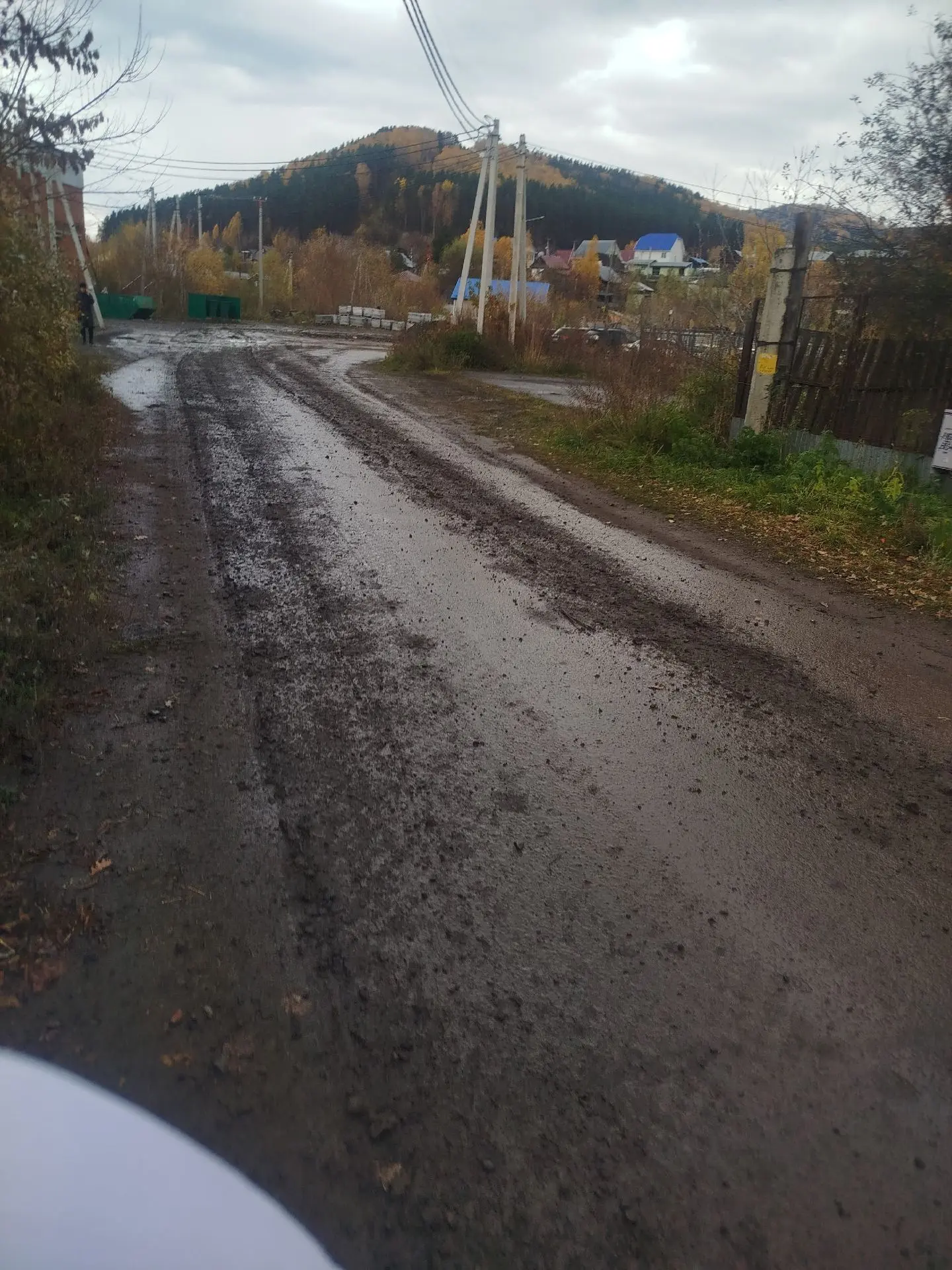 Пер.Театральный - идёт стройка горпарка, посмотрите во что превратили дорогу! Как ходит...