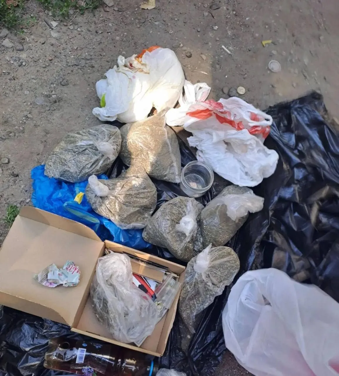 ⚡️ В Хохольском районе у местного жителя изъяли более 700 граммов марихуаны