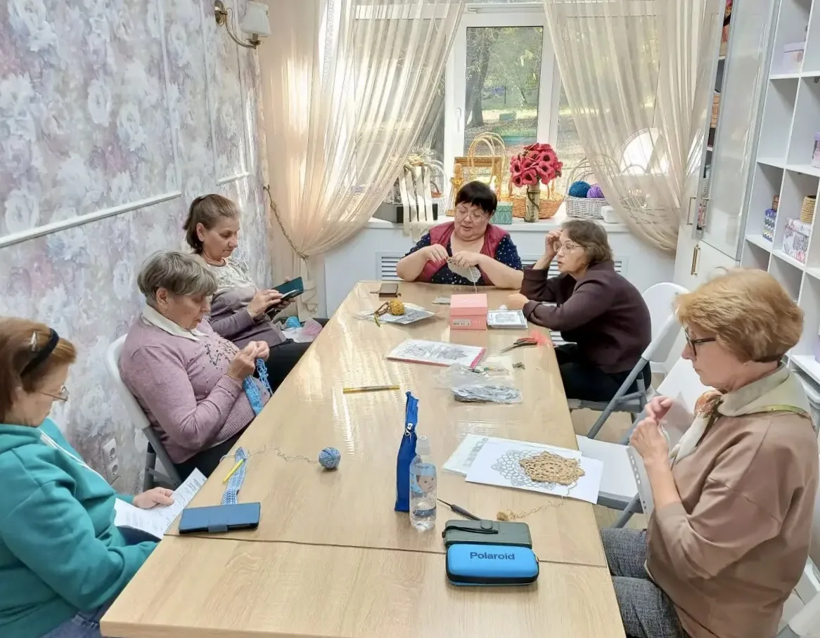 📌Новые узоры и новые маршруты — будни «Активного долголетия» во Владивостоке