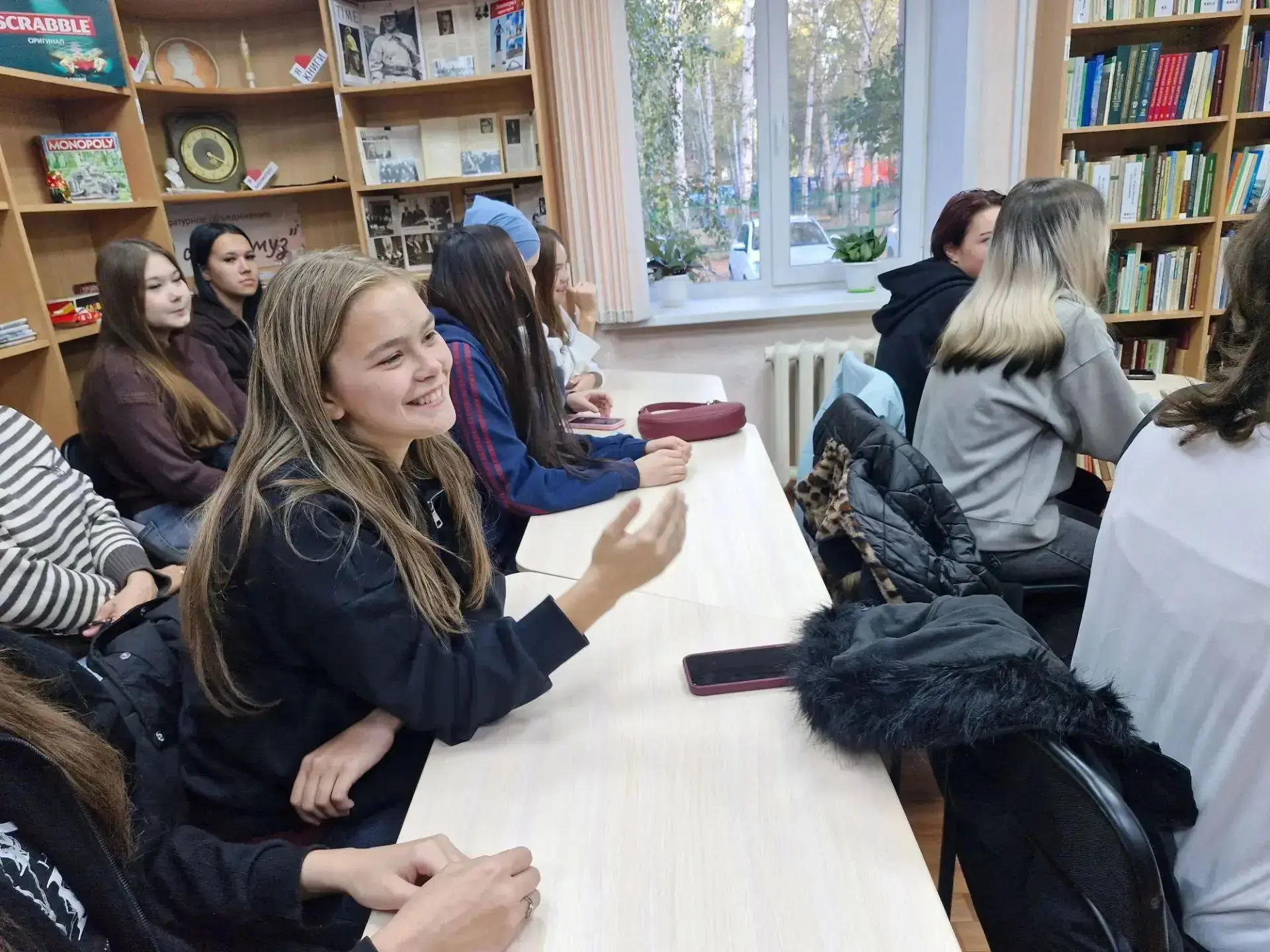 СВОЮ РЕСПУБЛИКУ В СТИХАХ И ПЕСНЯХ СЛАВИМ!