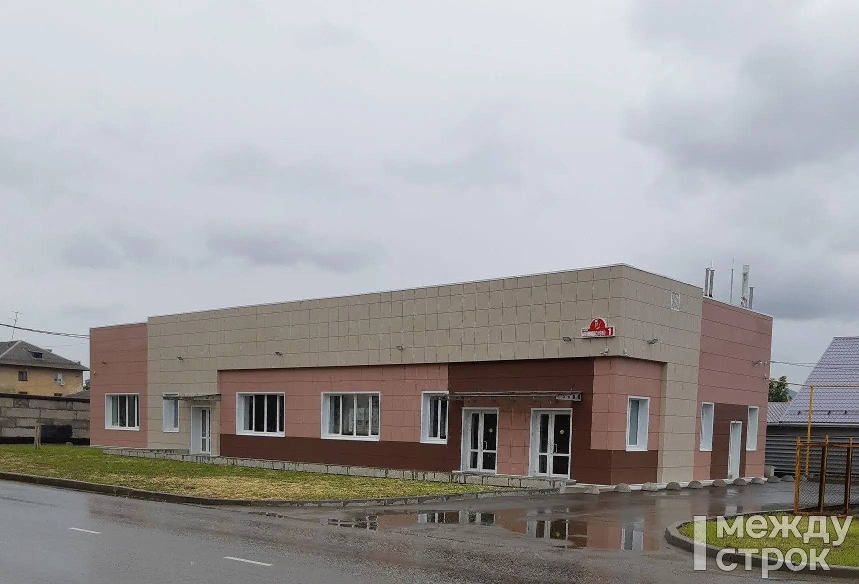 В детской спортивной школе на Вагонке уже 10 дней нет холодной воды