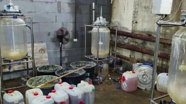 ⚠ В Свердловской области ликвидировали лабораторию по производству запрещенных веществ ...