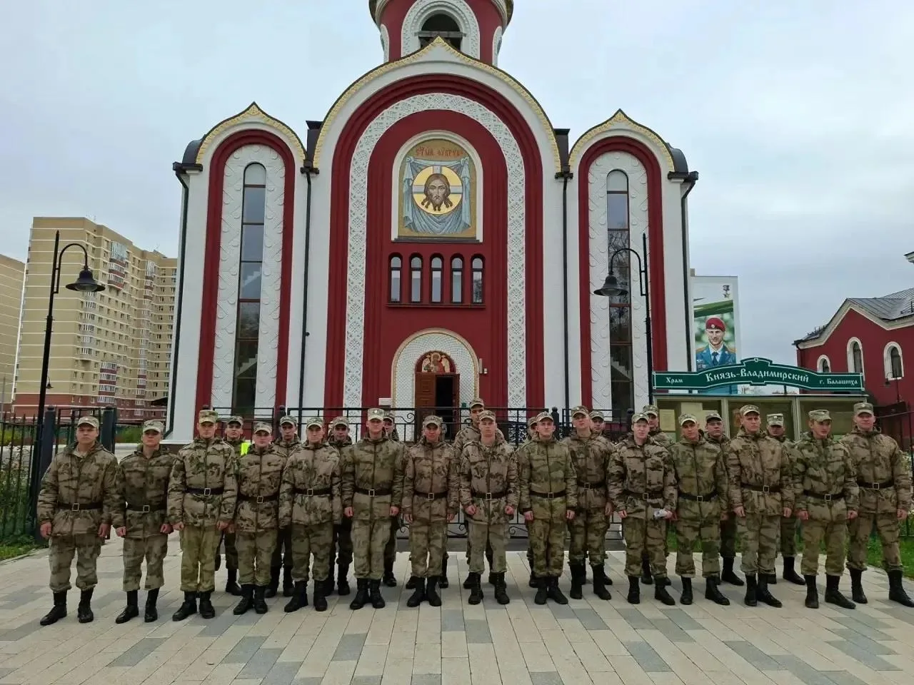 В воскресенье личный состав войсковой части 3186 посетил Главный храм Росгвардии.