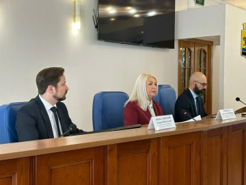 ДУМА: комиссия по экономическому развитию и вопросам местного самоуправления