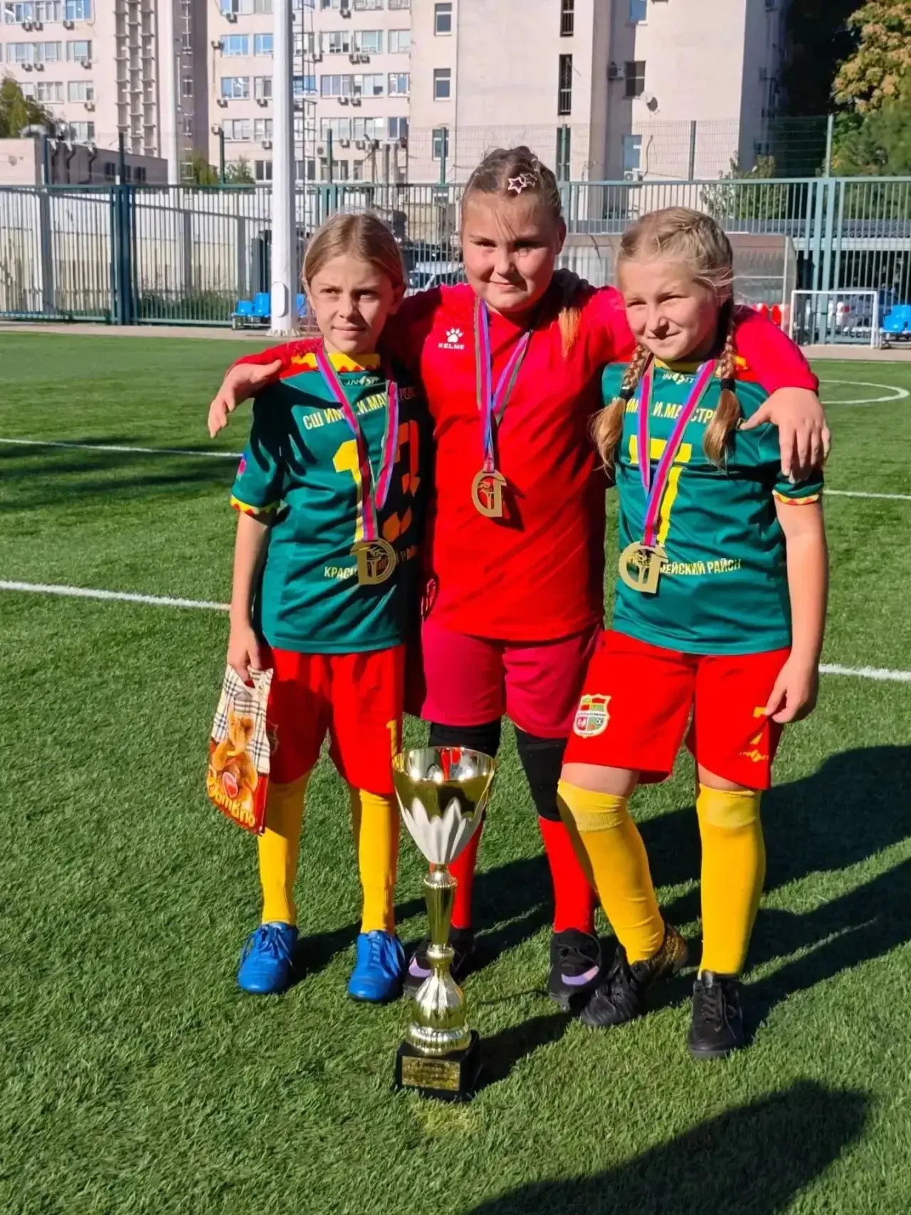 ⚽️ Юные футболистки из Крымского района стали чемпионками краевого турнира «Жемчужная б...