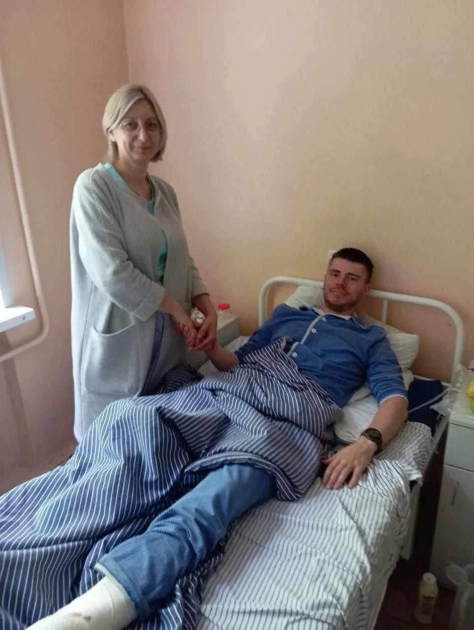 ‼️🇷🇺 Вглядитесь в это лицо. И вслушайтесь в то, что говорит этот раненый солдат. Русс...