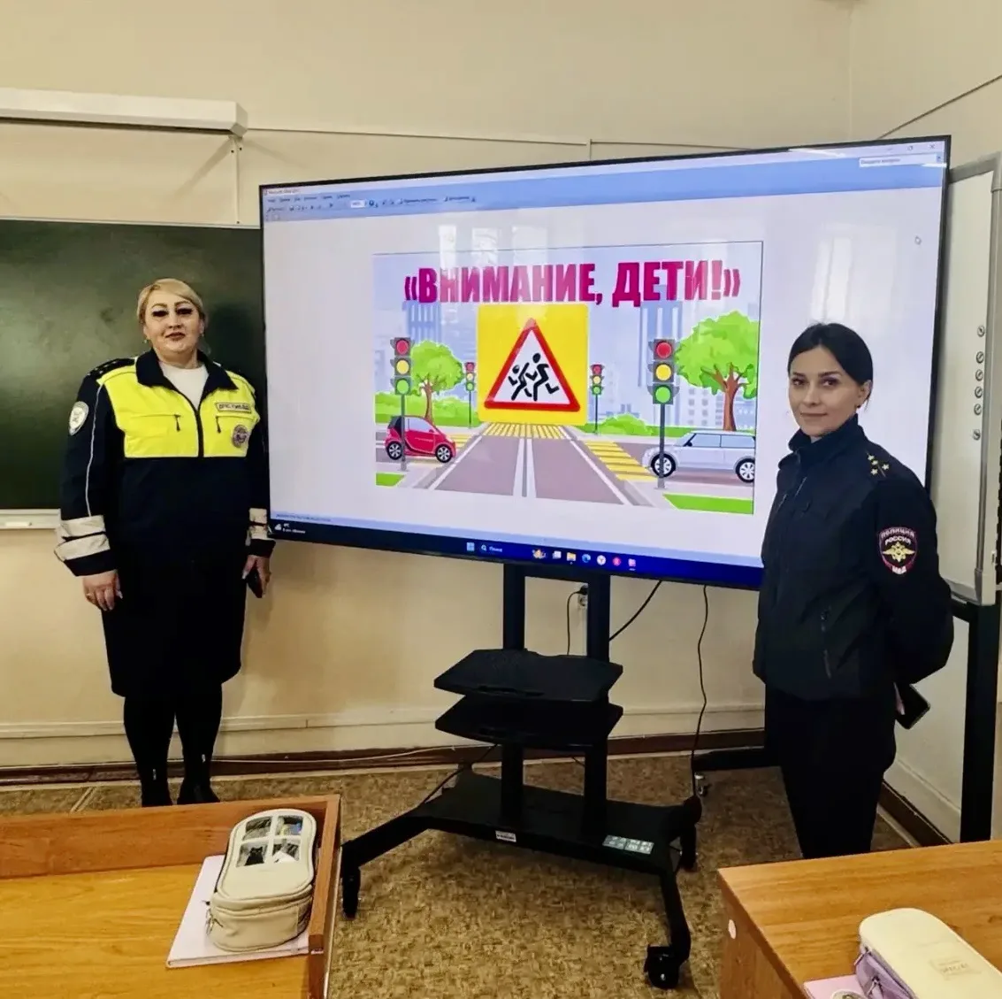 📌 8 октября в Алданском лицее инспектор ОВ ДПС отделения Госавтоинспекции ОМВД России ...