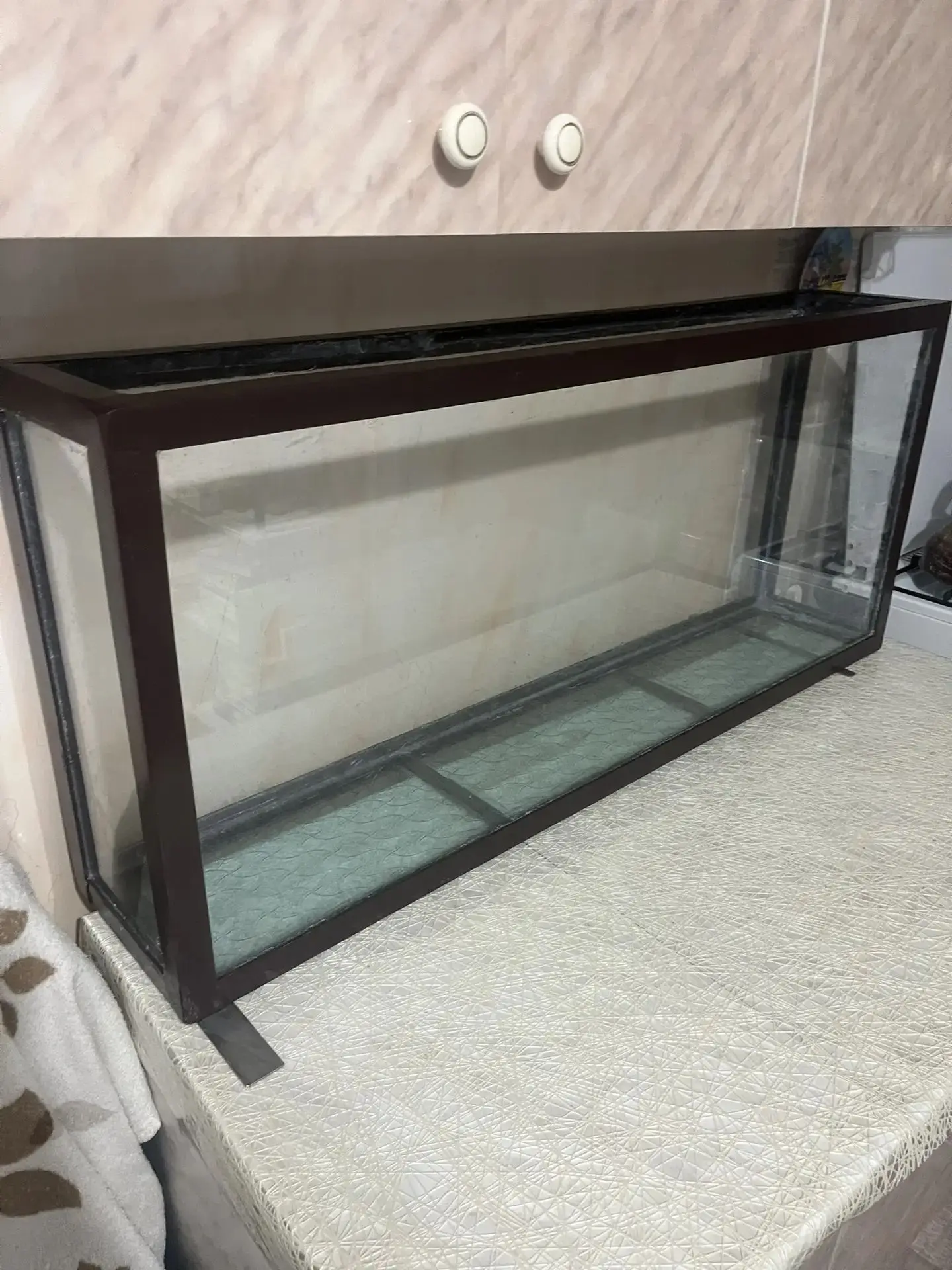 Продается аквариум на 100л. 89097733084