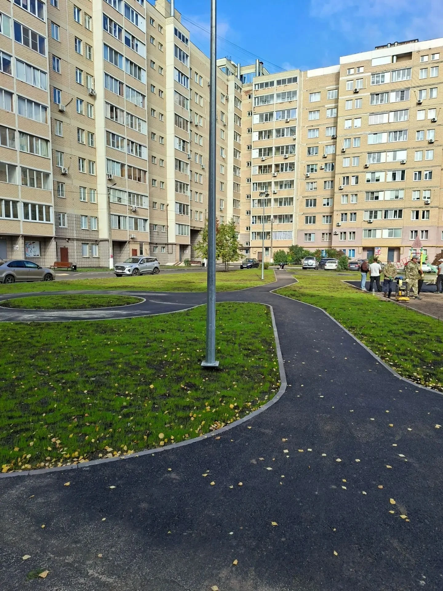 К концу года во дворах Железногорска появится инфраструктура для жизни, а в Сквере Воин...