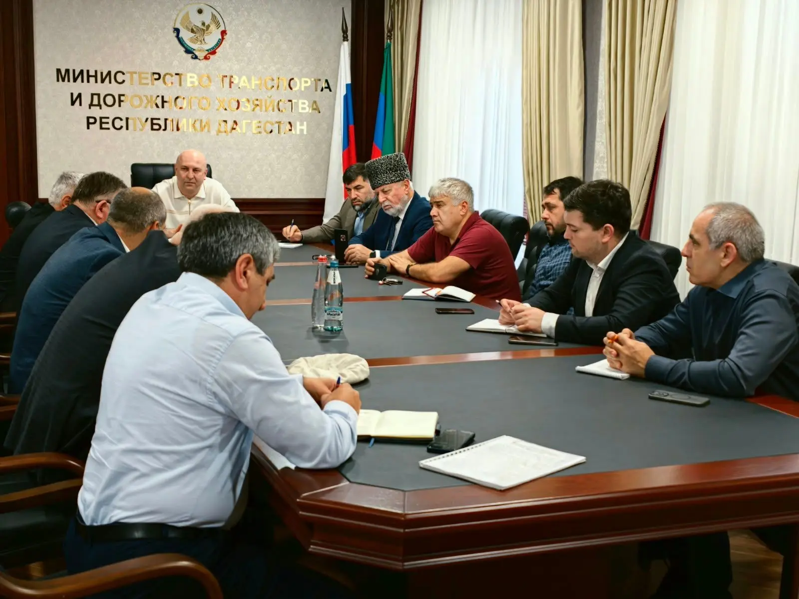 В Дагестане прошло первое заседание штаба общественного контроля за восстановлением «Кр...