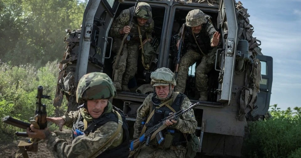 ❗️В ВСУ обостряется нехватка личного состава: некоторые подразделения укомплектованы ли...