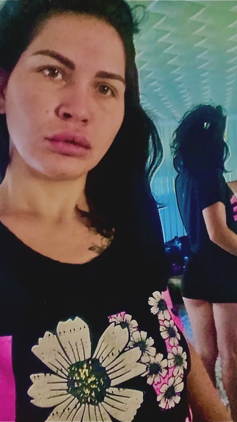 👧 Каринка, 34