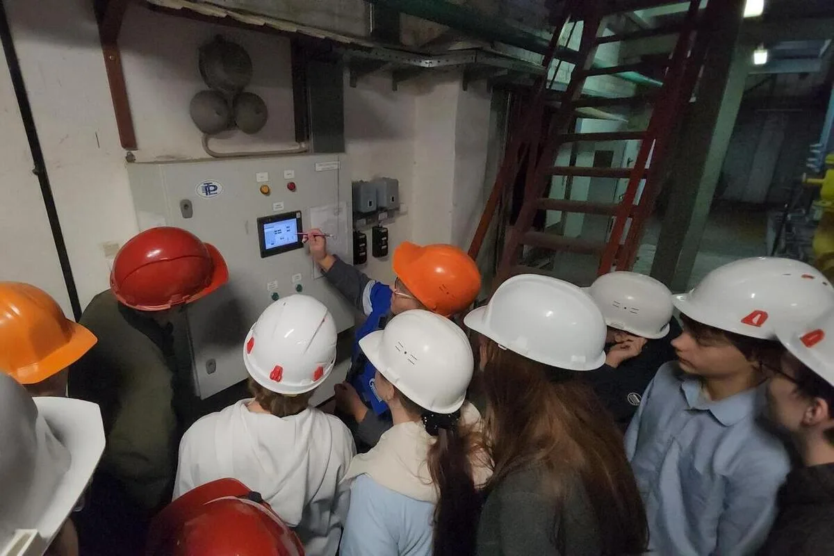 В Серпухове школьникам показали, как приходит тепло в дома