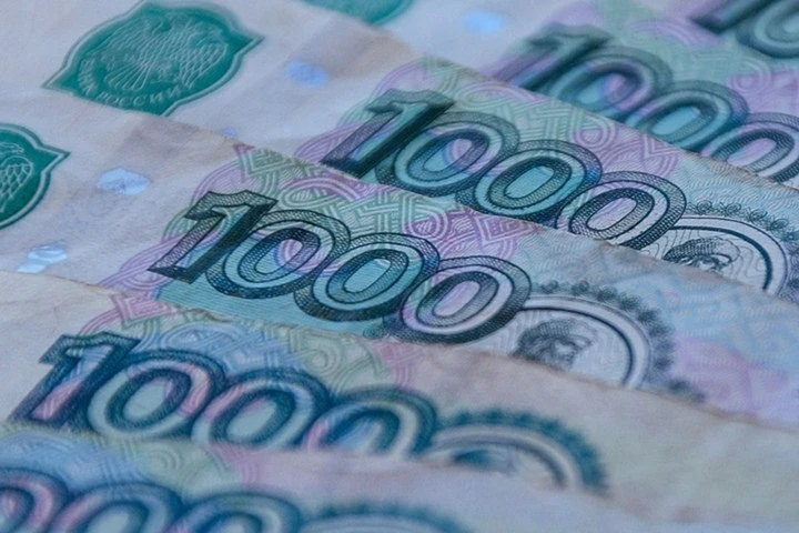Высокая конкуренция: саратовские безработные хотят получать на 10 тысяч рублей меньше, ...