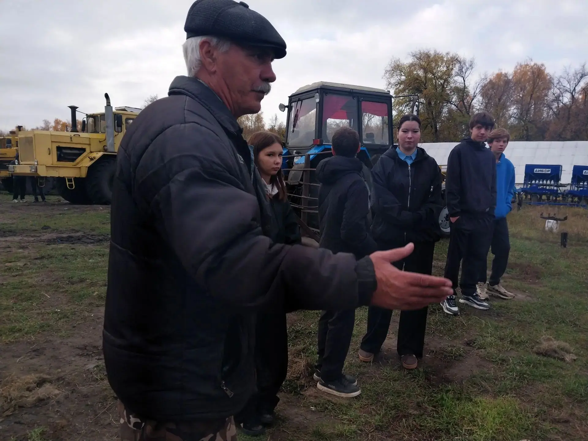 В рамках реализации профминимума "Билет в Будущее" обучающиеся 8-10 класса МБОУ «Камыши...