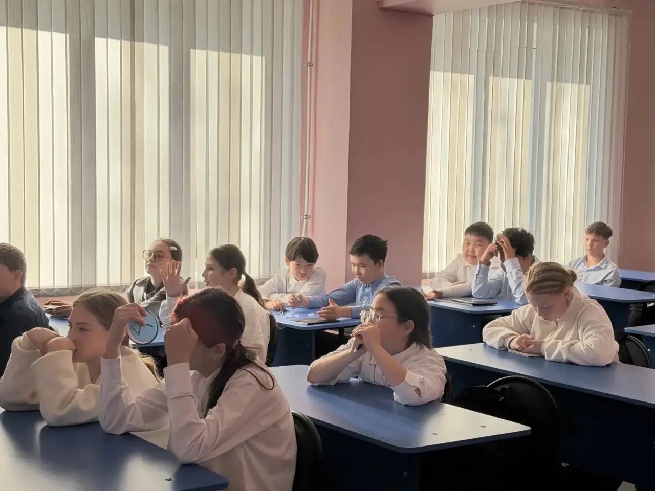 Интеллектуальная игра «История утюга» прошла во 2‑й школе города Ленска для учащихся 6А...