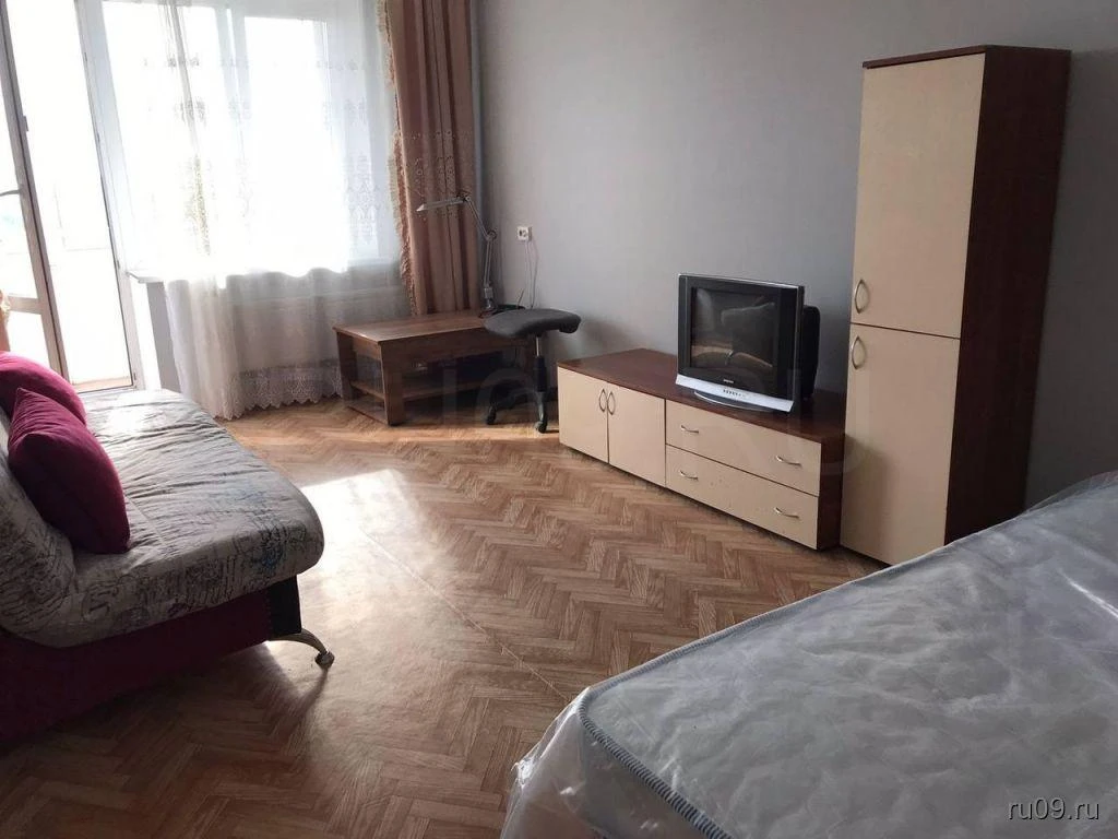 Сдам без посредников: 1-комнатная квартира, 44м²