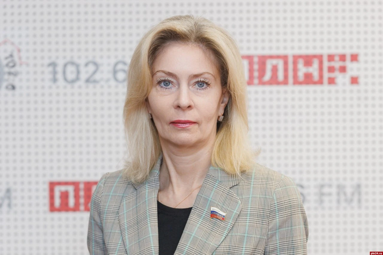 🧸Наталья Мельникова («Единая Россия») досрочно сложила полномочия депутата Заксобрания...
