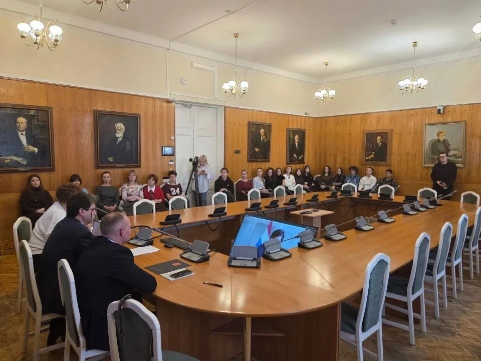 🇵🇾 В СПбГУ прошел открытый урок по языку гуарани