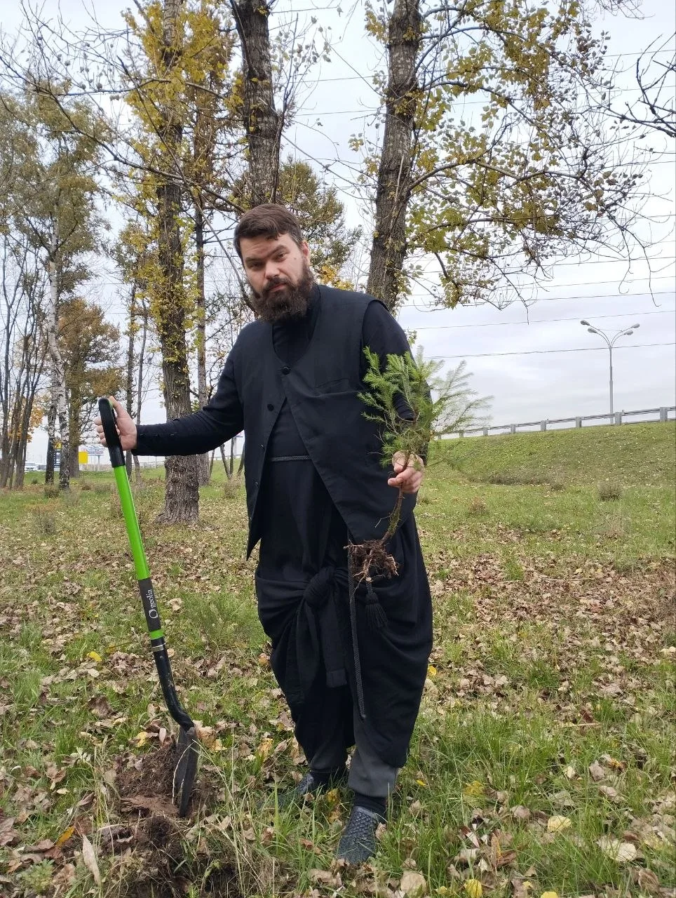 80 деревьев, которые будут расти вместе с приходским сообществом