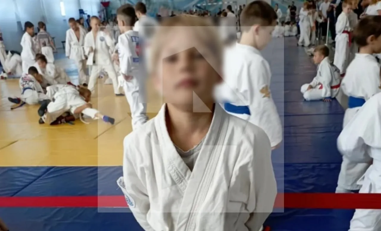 Ребенок попал в реанимацию после нападения собак в Курганинске — 12-летний мальчик нахо...
