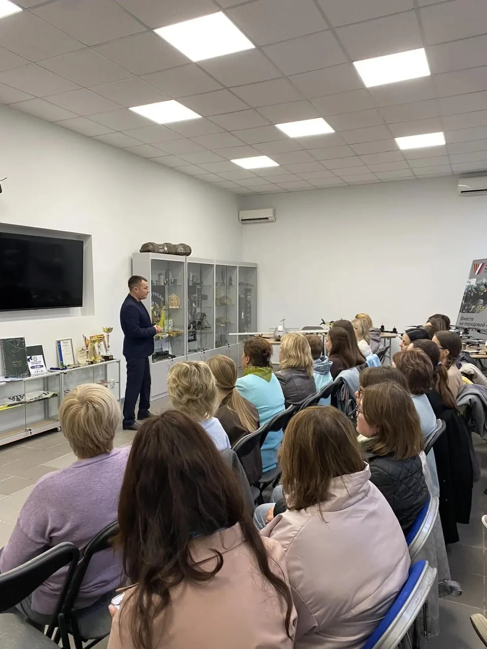 В м.о. Чехов обсудили важность патриотического воспитания