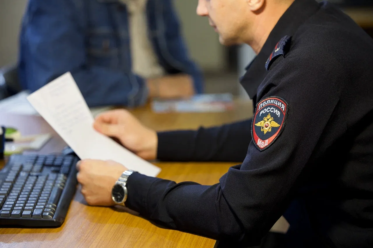 В Новошахтинске полицейские задержали местного жителя с наркотиками