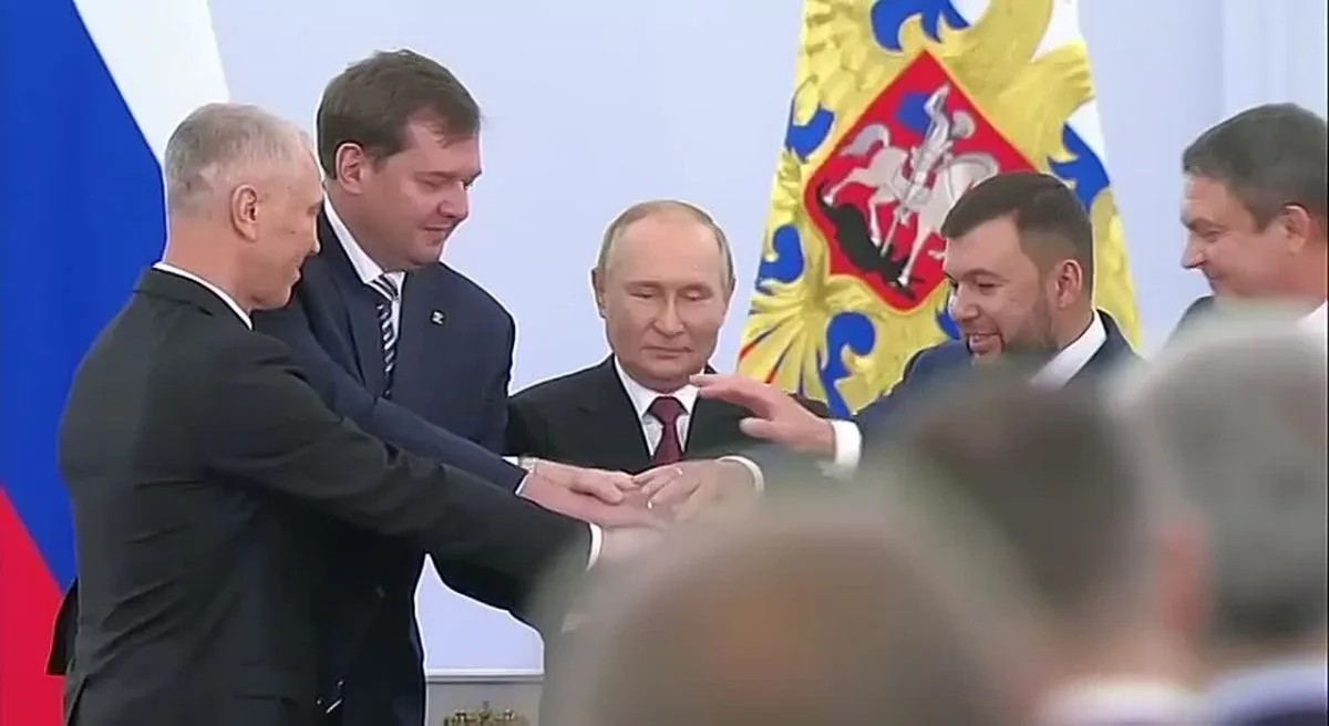 Сегодня ровно 4 года, как Луганская и Донецкая Народные Республики, Запорожская и Херсо...