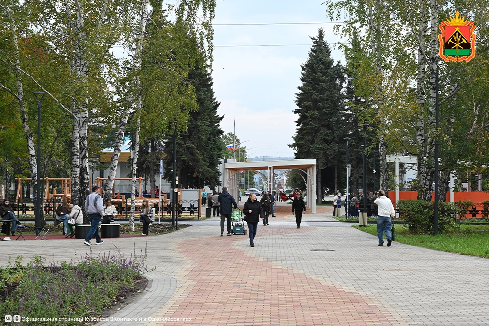 В Белове завершили благоустройство аллеи Юности – первого из пяти проектов-победителей ...