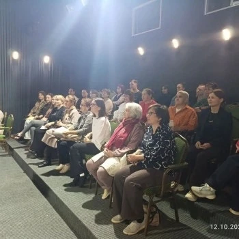 Сегодня, 12 октября 2026 года в Туймазинском государственном татарском драматическом те...