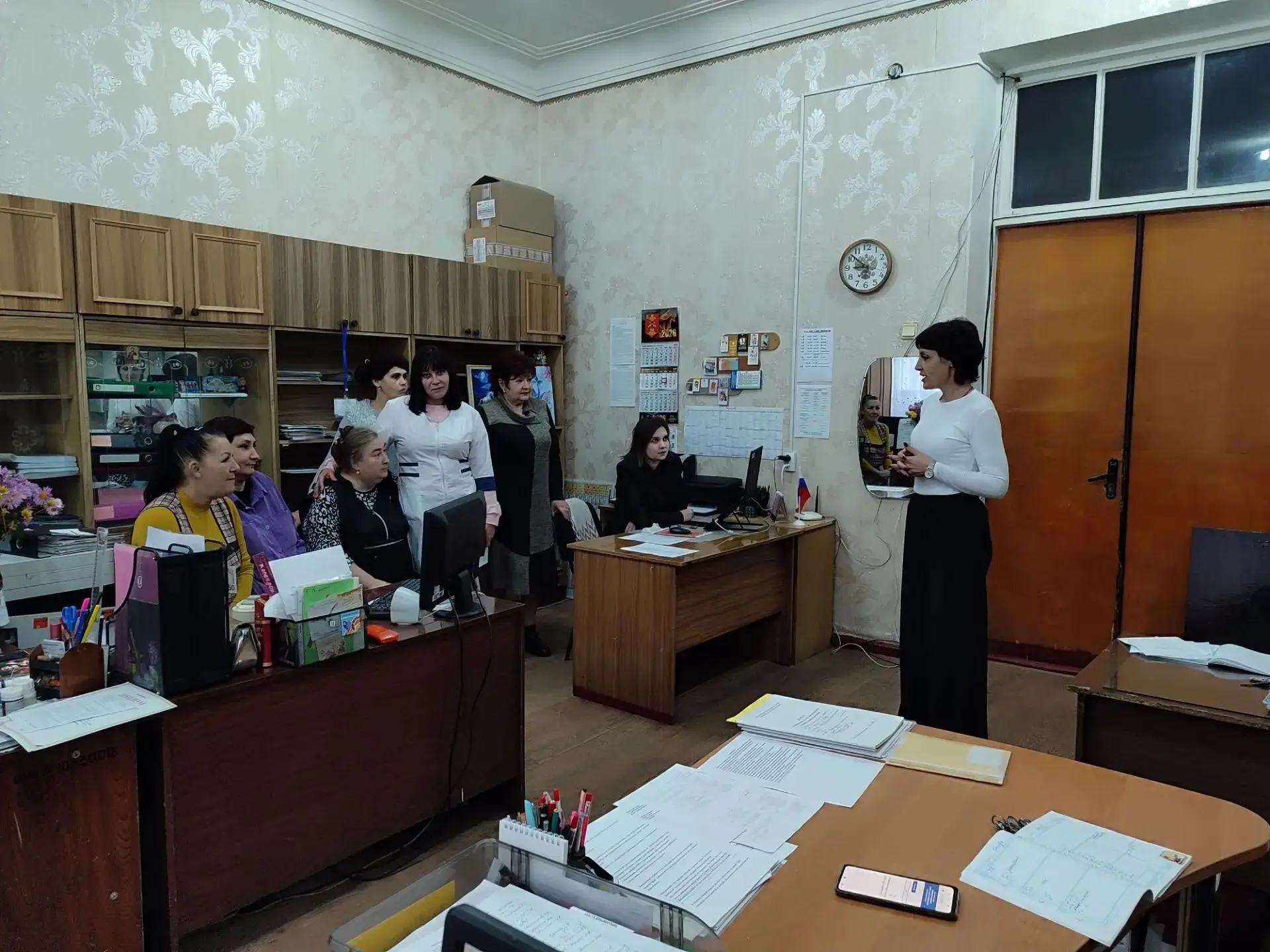 15 октября, председатель Общественного совета Елена Серебрянская провела встречу с труд...