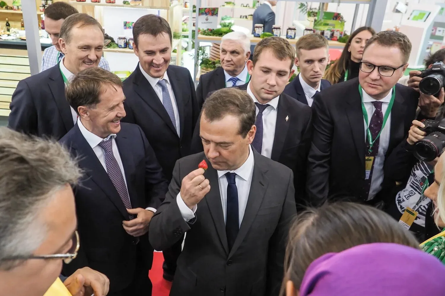 С Днем работников сельского хозяйства и перерабатывающей промышленности!