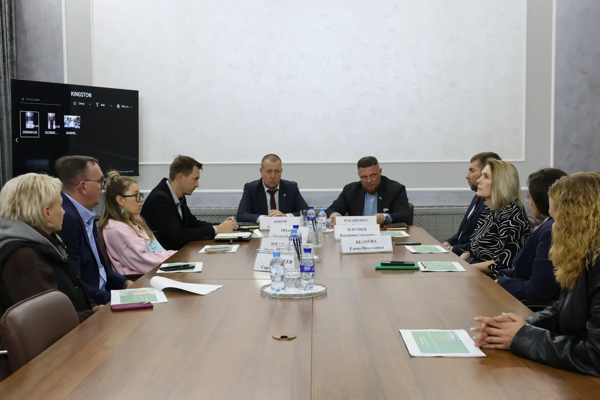 В Новоусманском районе запустили проект творческой реабилитации для семей участников СВО