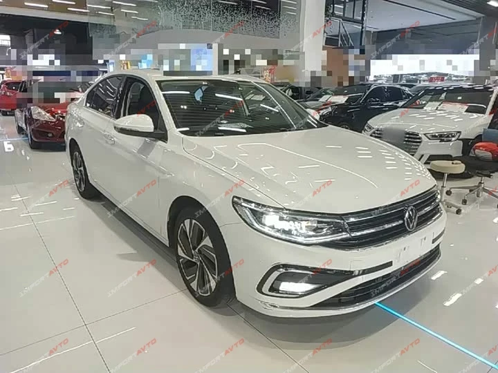 В продаже Volkswagen Bora 1.2 AMT, 2023