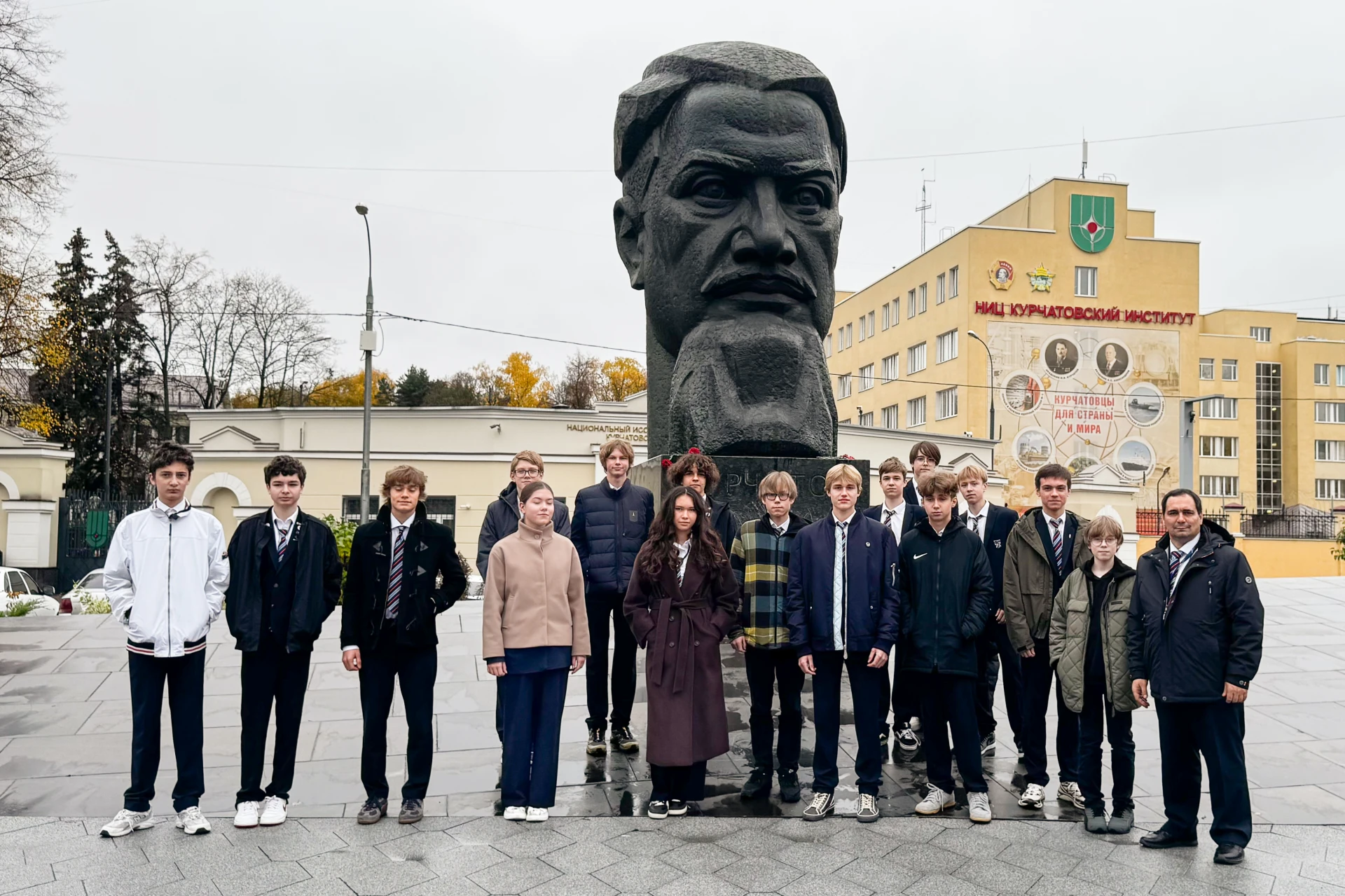 Наука изнутри: экскурсия в НИЦ «Курчатовский институт» ⚛️