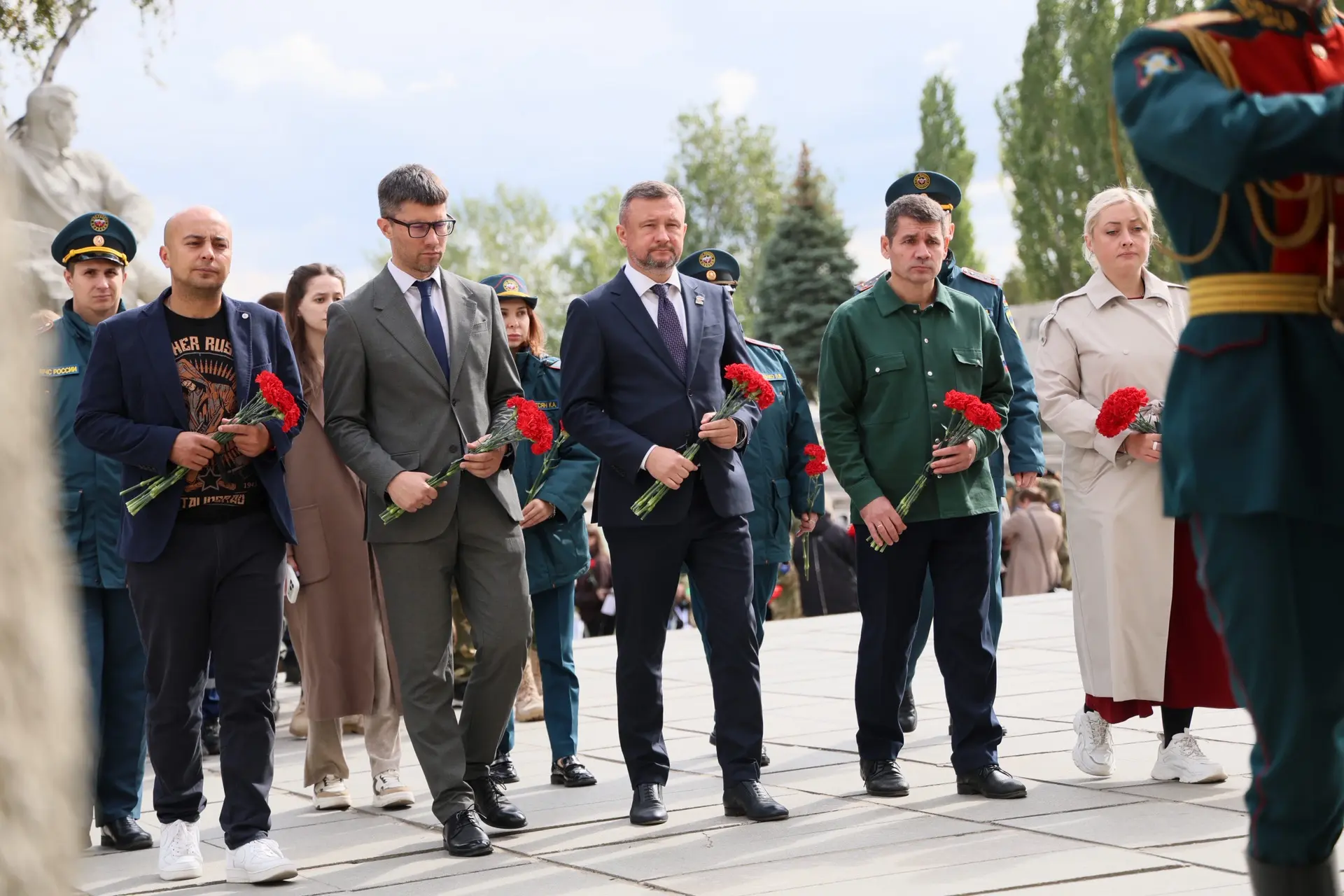 Сегодня состоялось торжественное открытие IX Всероссийского слёта молодёжных поисковых ...
