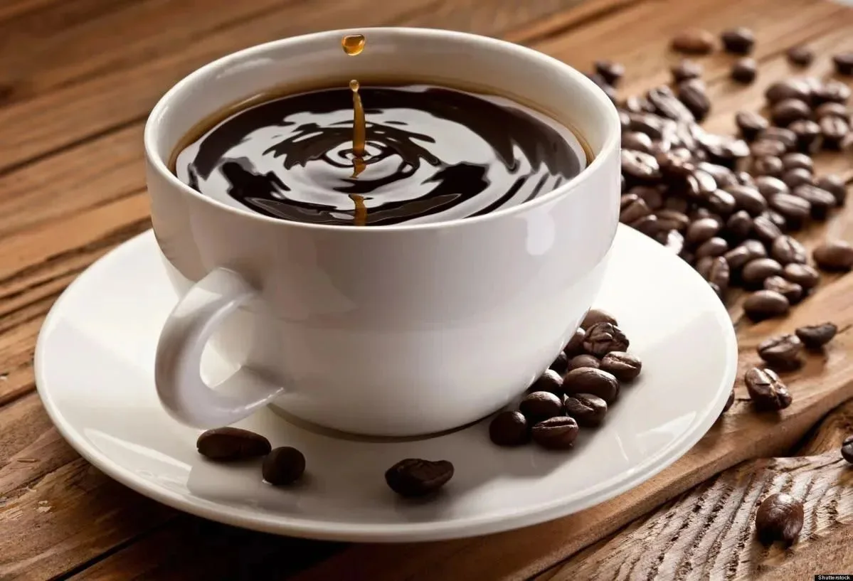 ☕️ Черный кофе vs кофе с молоком: что выбрать?