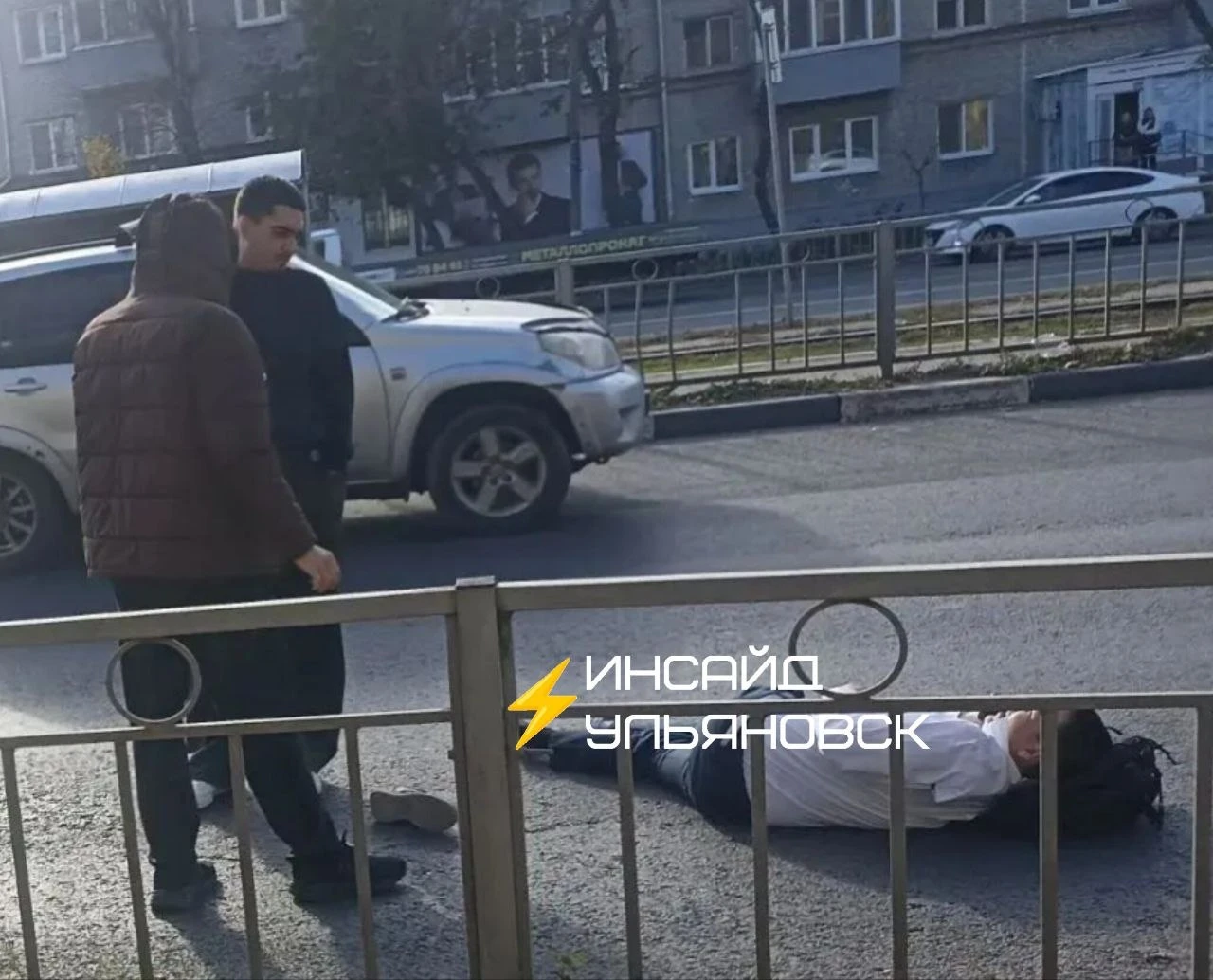 Попавший вчера под колеса авто на переходе на проспекте Нариманова 16-летний ульяновец ...
