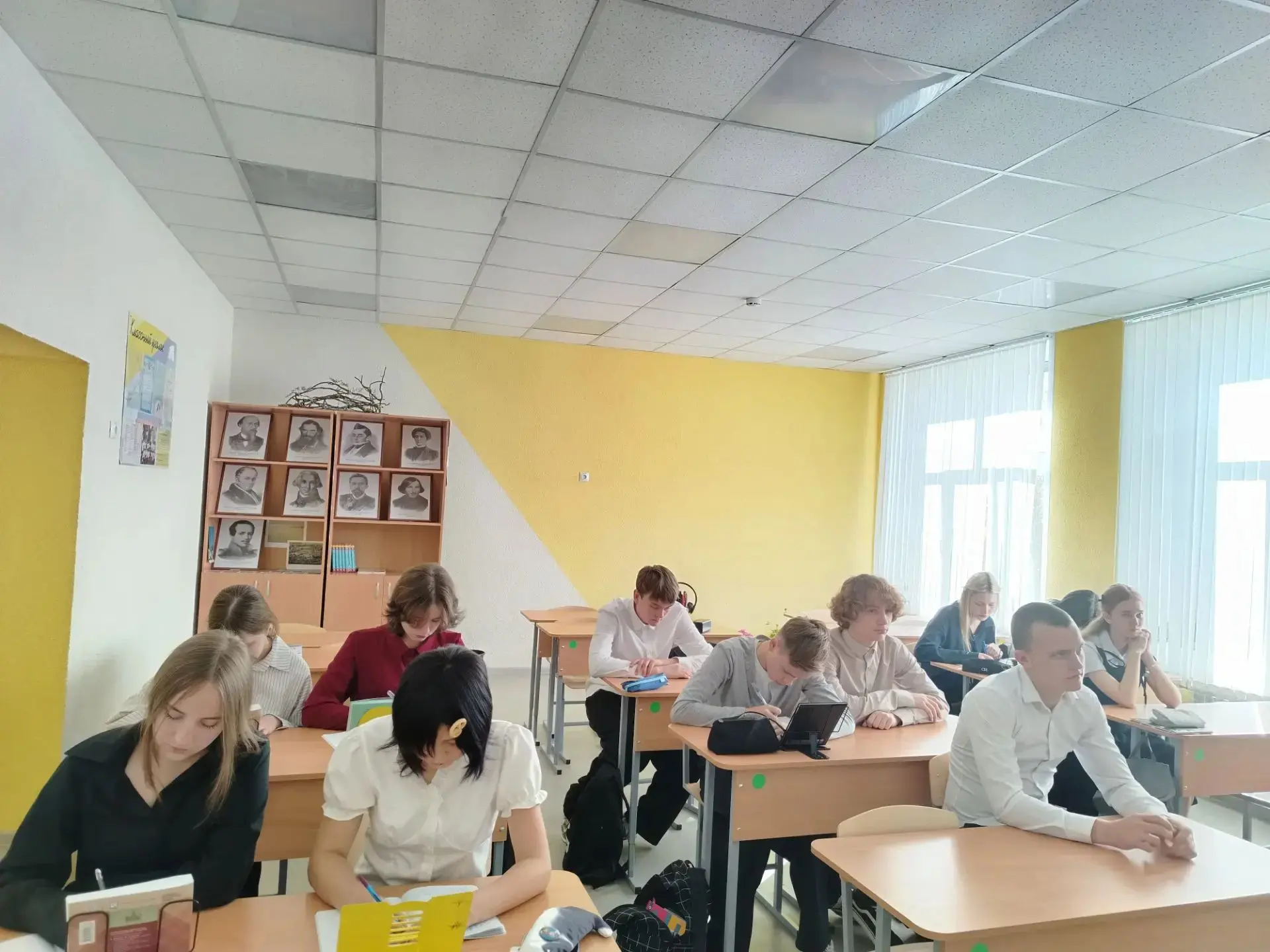 В рамках Российской энергетической недели в 10 классе прошёл мастер - класс по решению ...