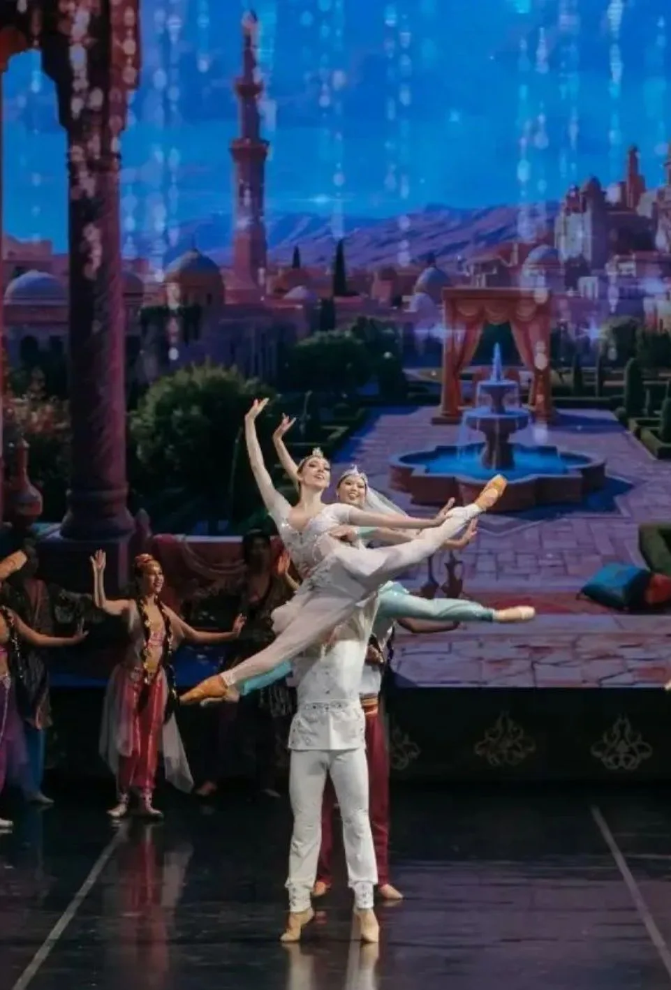 💃 Символ русского балета и восточные сказки в Нерюнгри